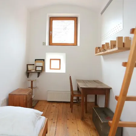 Celica Hostel *